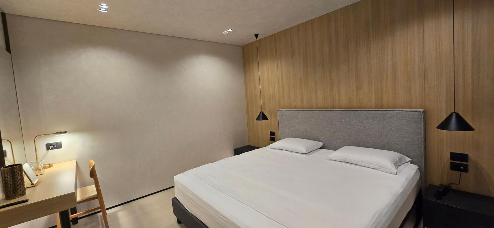 Lion Gate Hotel Sarandë 외부 사진