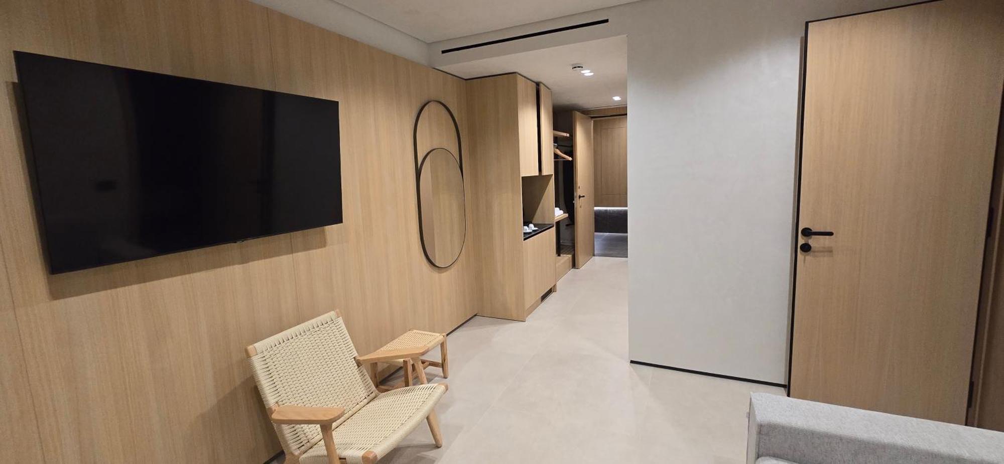 Lion Gate Hotel Sarandë 외부 사진