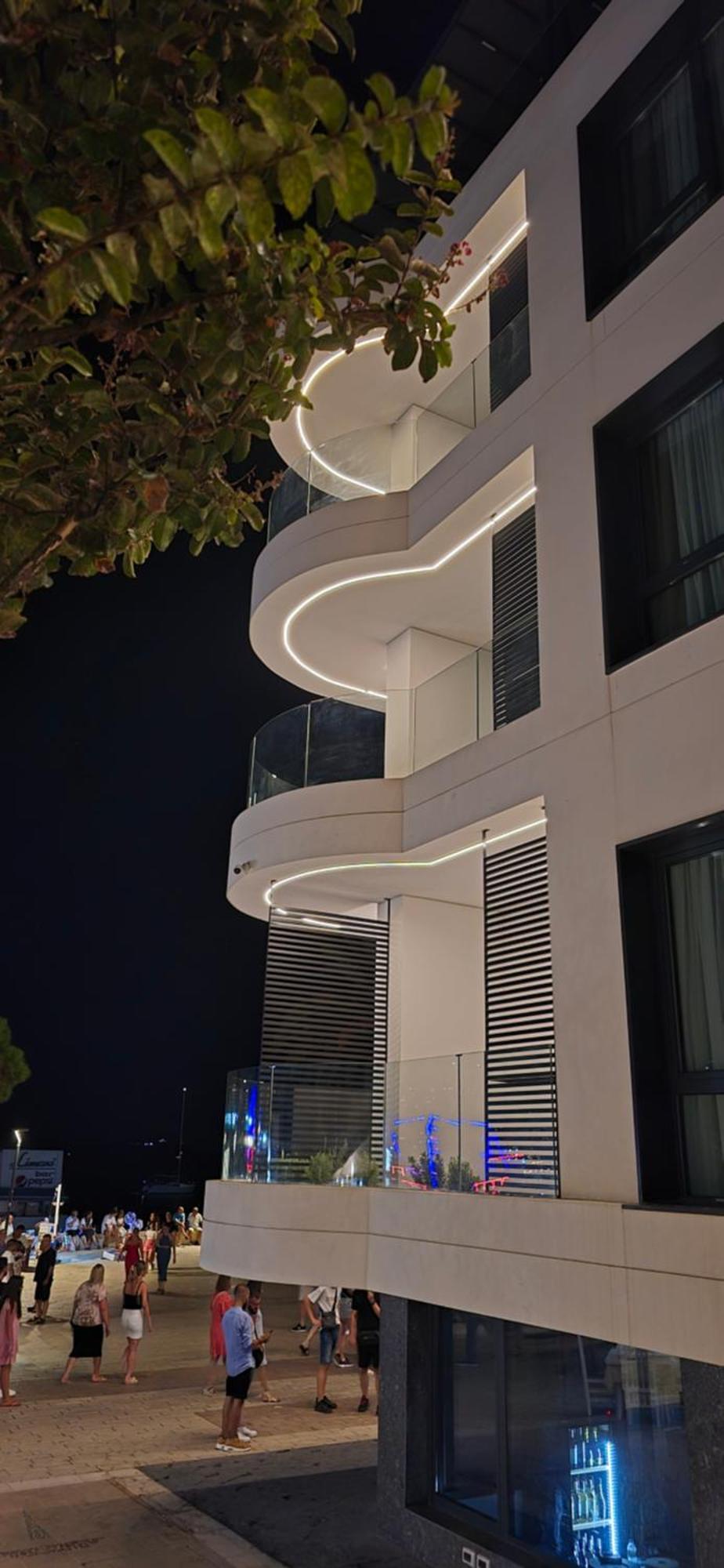 Lion Gate Hotel Sarandë 외부 사진