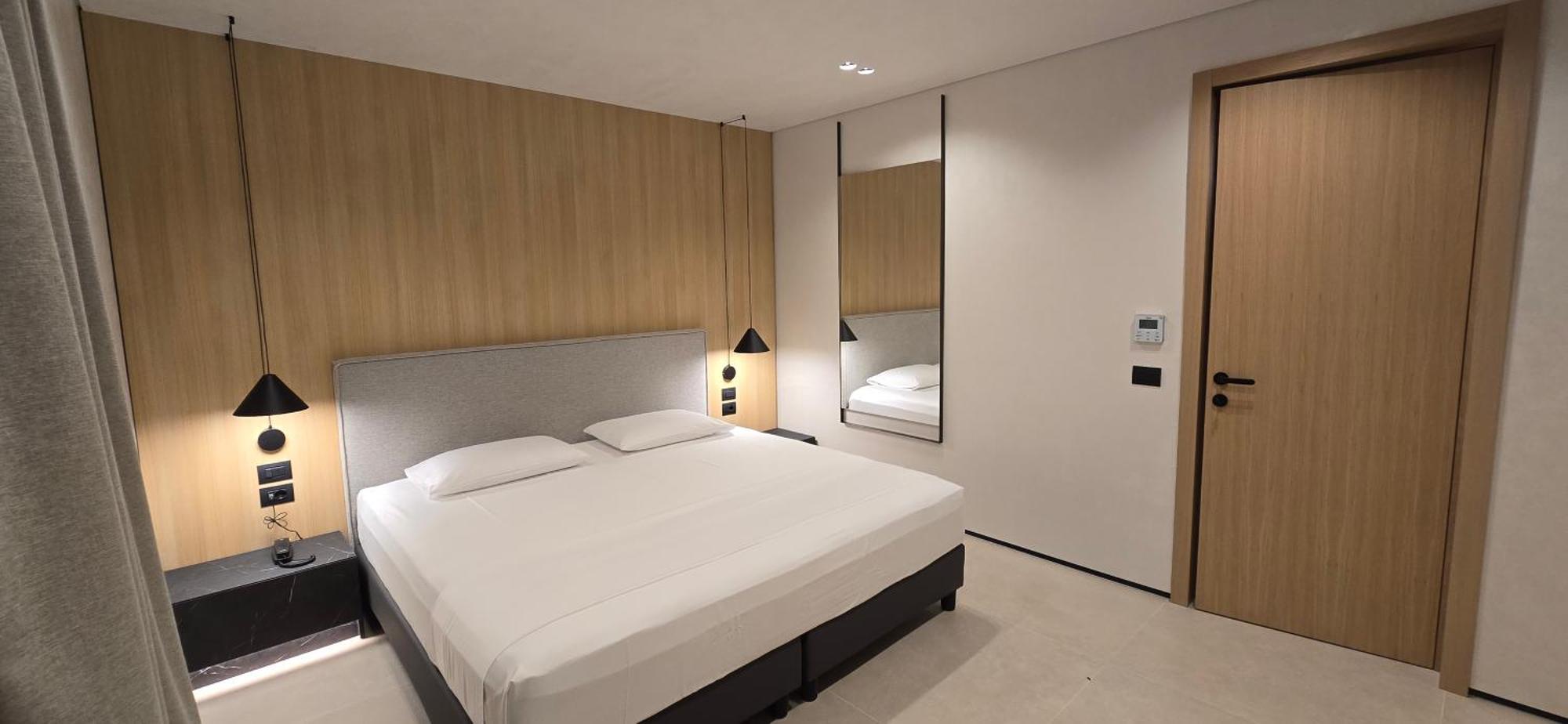Lion Gate Hotel Sarandë 외부 사진