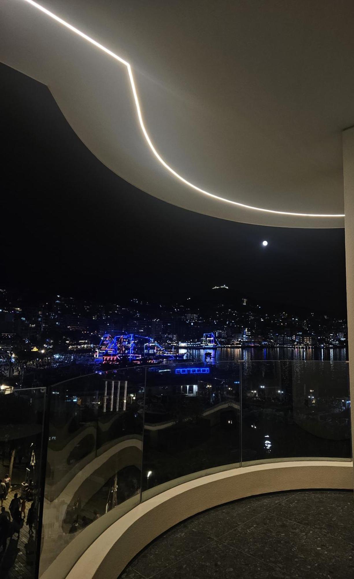Lion Gate Hotel Sarandë 외부 사진